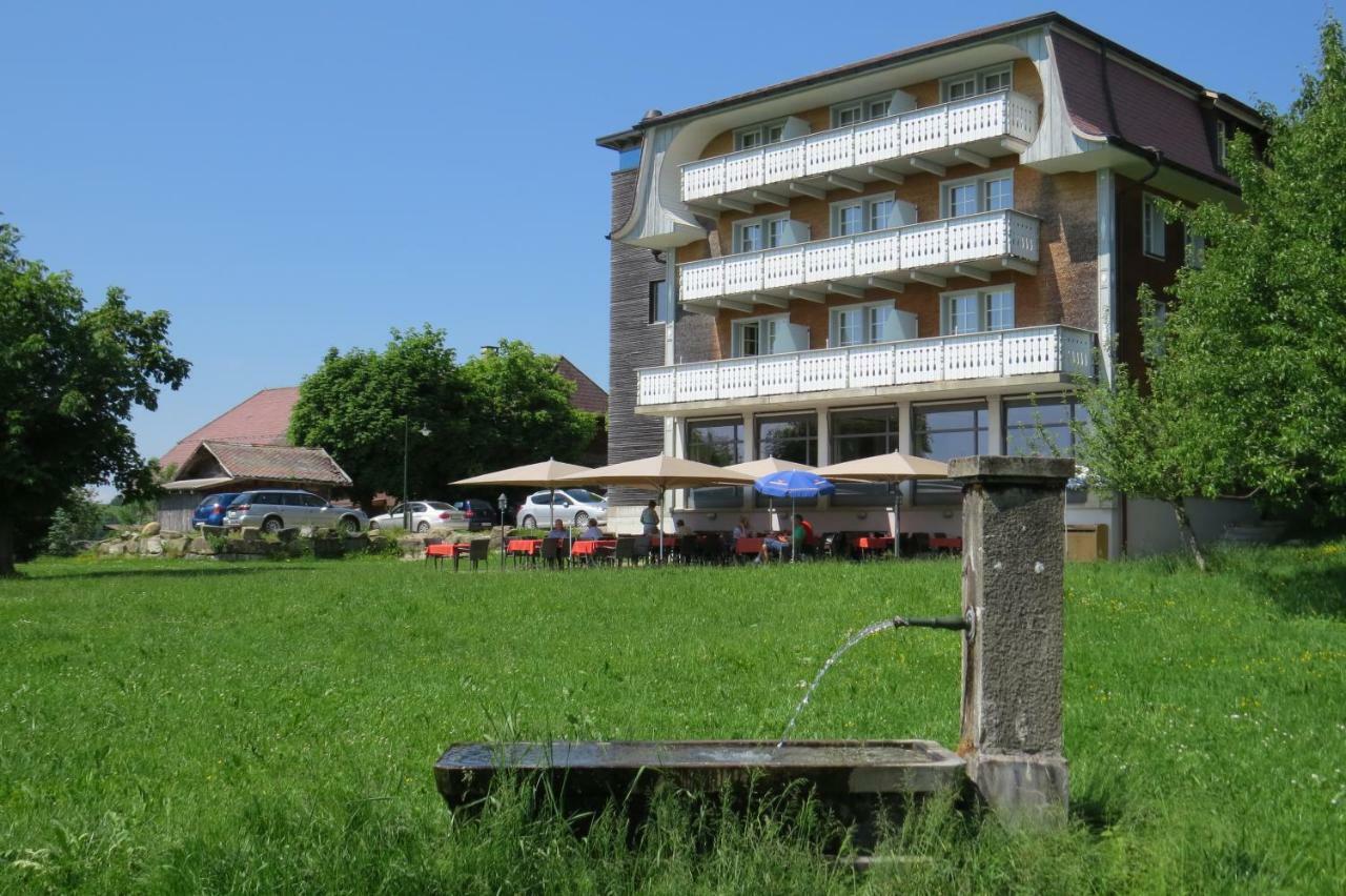 Hotel Restaurant Sternen Guggisberg Bagian luar foto